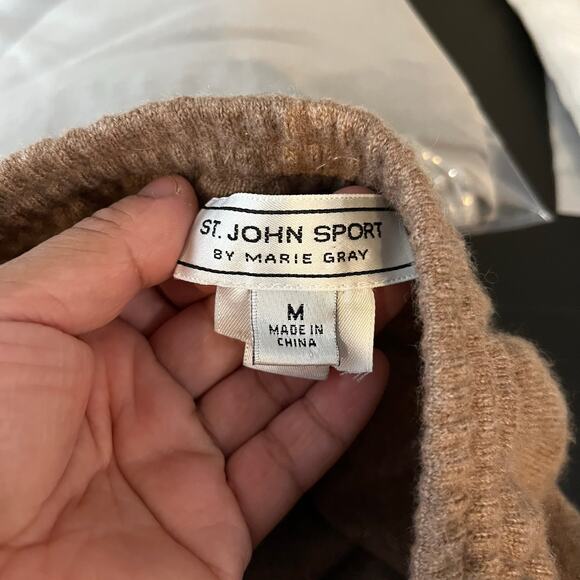 St. John 100% Cashmere Pull On Pants Size Medium Wide Leg Soft Comfortable Brown - Picture 7 of 7